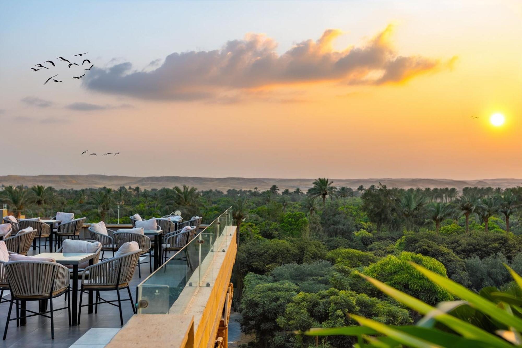 Golden Palm Sunrise Inn Kafrat al Jabal Ngoại thất bức ảnh